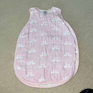Living Textiles muslin jacquard baby wearable blanket